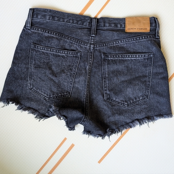 Aritzia Denim Forum Ex Boyfriend Short - Picture 2 of 4